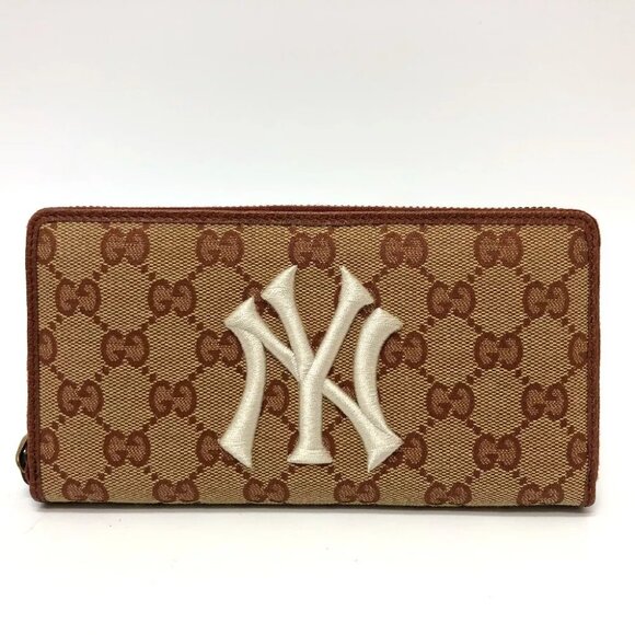 GUCCI 547791 GG New York Yankees collaboration NY Zip Around Long Wallet Unused - Picture 1 of 15